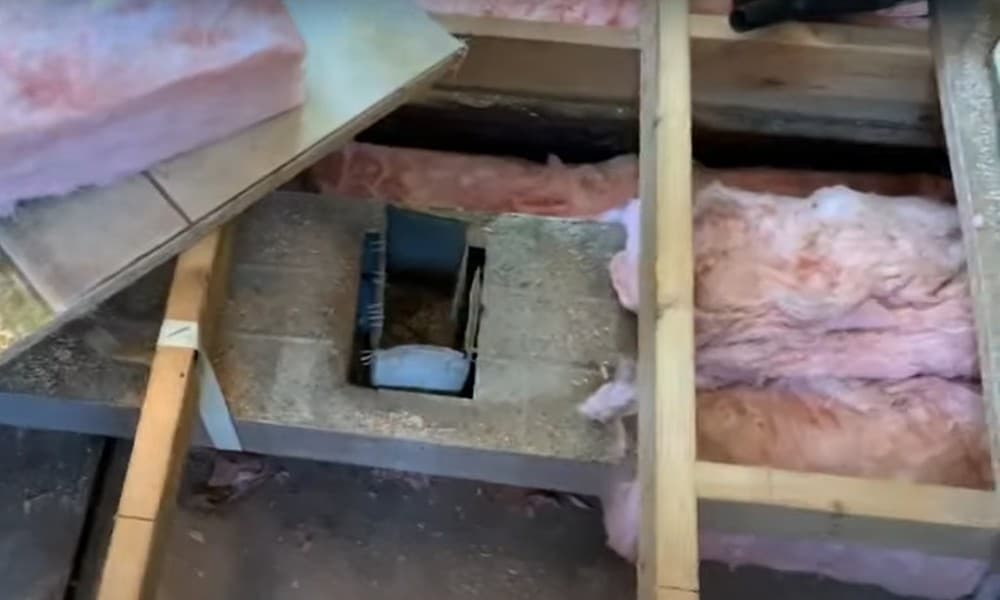 Add insulation to the floor of the mobile home