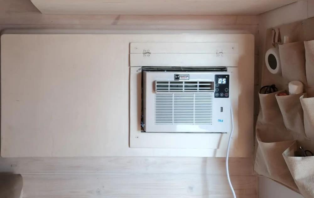 window air conditioner in a mobile home
