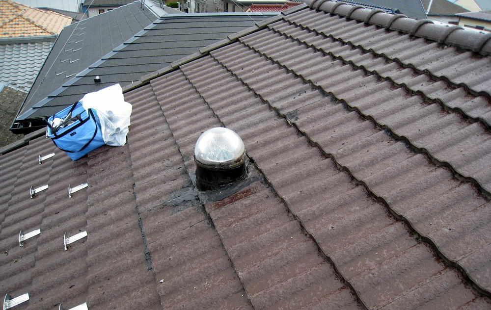 Leaky mobile home roof repair