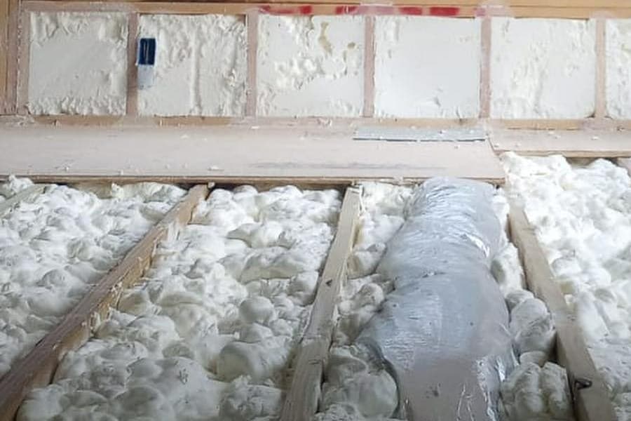 insulation under floor house