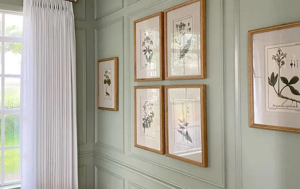 How to Paint Paneling in a Mobile Home